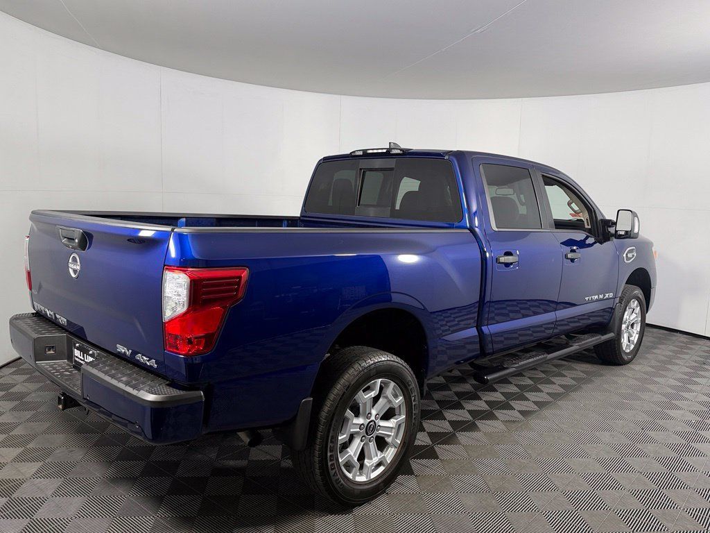 Used 2024 Nissan Titan SV w/ SV Convenience Package AWD/4WD image 7