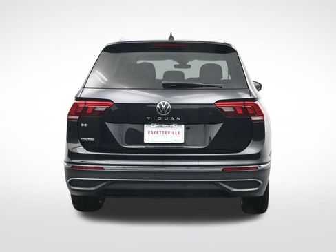 Used 2023 Volkswagen Tiguan SE FWD image 7