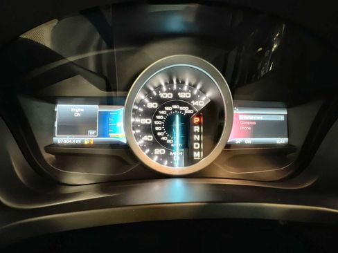 Used 2015 Ford Explorer XLT w/ Equipment Group 202B image 10