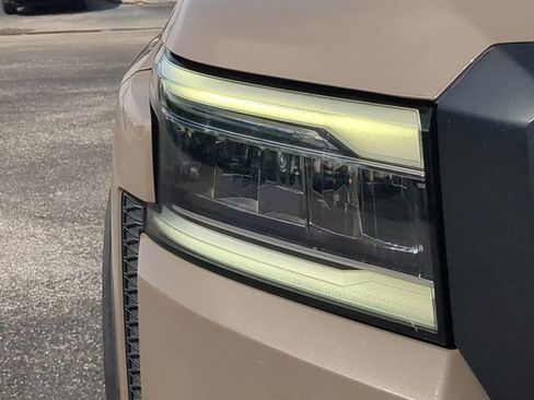 Certified 2022 Nissan Frontier Pro-X RWD image 10