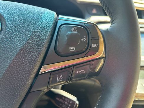 Used 2016 Toyota Avalon Limited FWD image 46