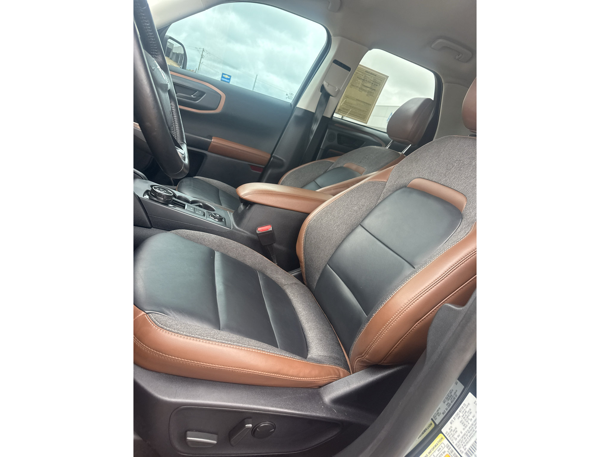 Used 2023 Ford Bronco Sport Outer Banks w/ Tech Package AWD/4WD image 24