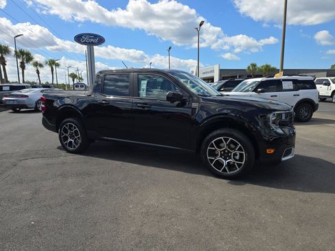New 2025 Ford Maverick Lariat w/ 4K Tow Package AWD/4WD image 2
