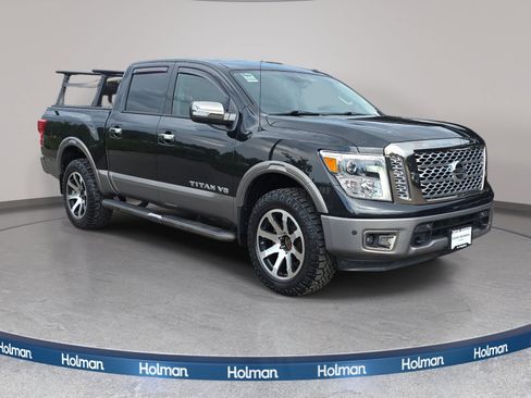 Used 2018 Nissan Titan Platinum Reserve w/ Platinum Utility Package AWD/4WD image 4