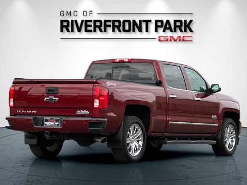 Used 2017 Chevrolet Silverado 1500 High Country image 3