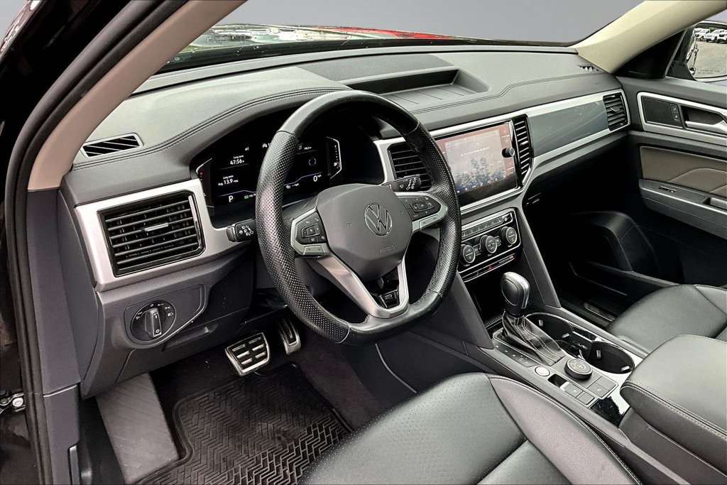 Used 2021 Volkswagen Atlas SEL R-Line w/ MDO Package (Bench Seat) AWD/4WD image 19
