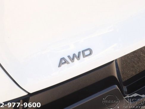 New 2025 Nissan Murano Platinum w/ Cargo Package image 9