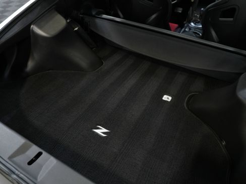Used 2020 Nissan 370Z NISMO image 49