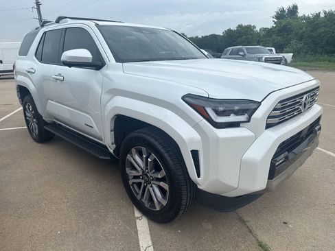 Used 2026 Toyota 4Runner Limited AWD/4WD image 7