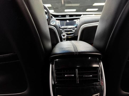Used 2017 Cadillac XTS Premium Luxury image 42