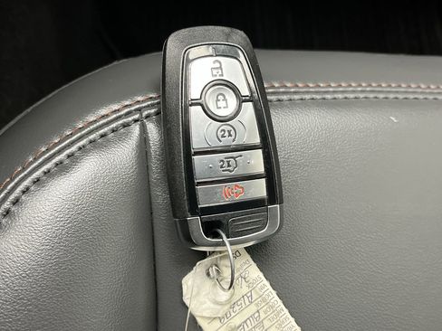 New 2026 Ford Explorer Active w/ Active Comfort Package AWD/4WD image 29