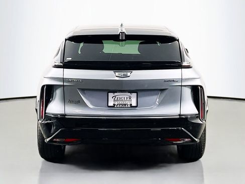 Used 2024 Cadillac Lyriq Tech AWD/4WD image 6