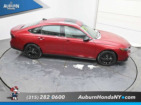 New 2025 Honda Accord SE image 30