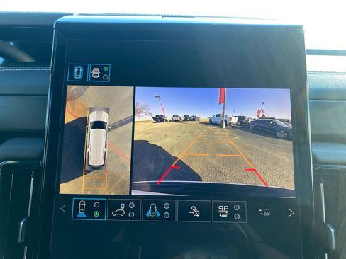 New 2026 GMC Yukon XL AT4 Ultimate w/ LPO, Floor Liner Package image 15