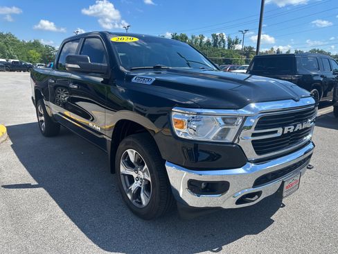 Used 2020 RAM 1500 Big Horn AWD/4WD image 5