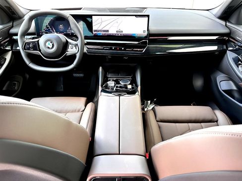 New 2026 BMW 530i w/ Premium Package RWD image 19