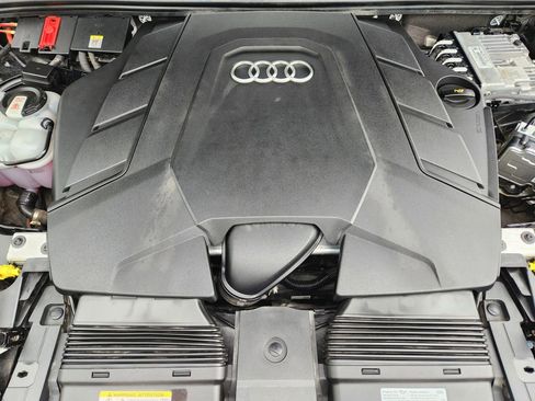 Used 2022 Audi Q7 3.0T Premium Plus AWD/4WD image 31