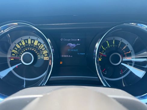Used 2013 Ford Mustang GT Premium w/ Electronics Pkg RWD image 16