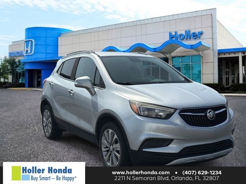 Used 2017 Buick Encore Preferred FWD image 1
