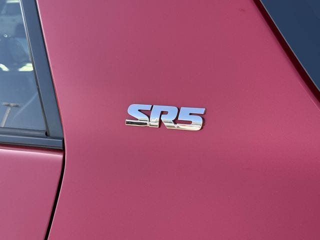 Used 2021 Toyota 4Runner SR5 AWD/4WD image 8
