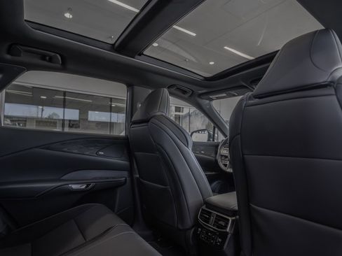 Used 2024 Lexus RX 500h F Sport w/ Convenience Package image 27