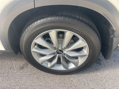 Used 2021 INFINITI QX50 Luxe w/ Cargo Package image 14