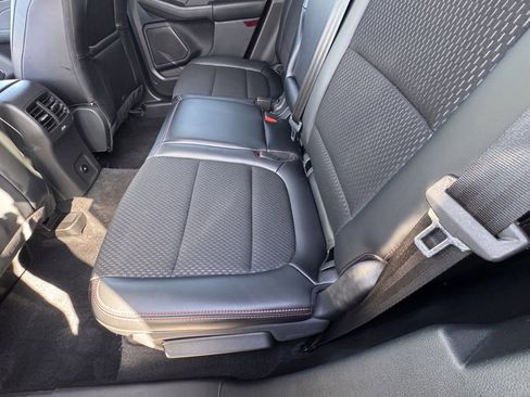 Used 2025 Ford Escape ST-Line Select image 30