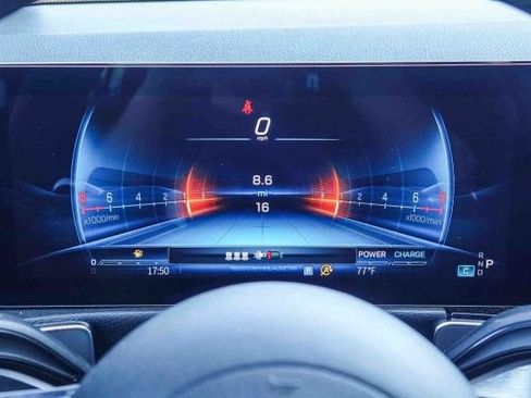 New 2026 Mercedes-Benz GLB 35 AMG 4MATIC image 23