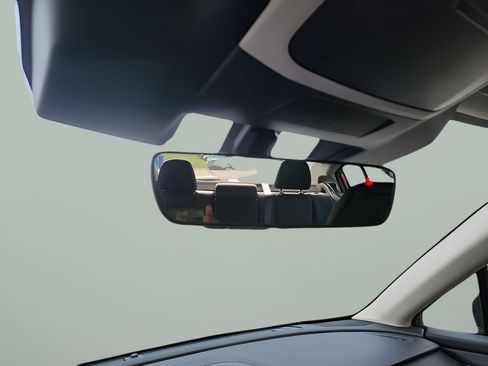 Used 2025 Subaru Legacy Limited AWD/4WD image 20