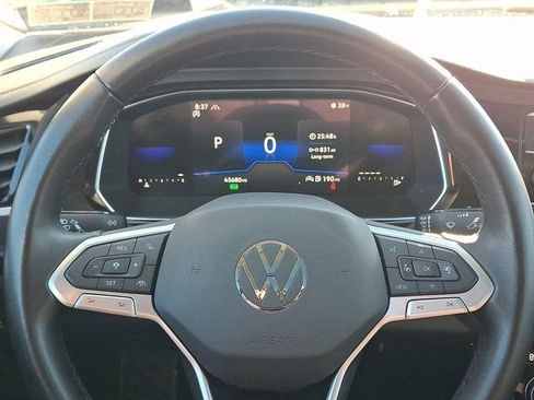 Certified 2023 Volkswagen Jetta SE w/ Panoramic Sunroof Package FWD image 24