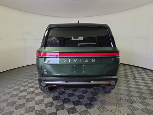 Used 2024 Rivian R1S Adventure AWD/4WD image 4