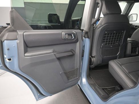 Certified 2025 Ford Bronco Badlands AWD/4WD image 11