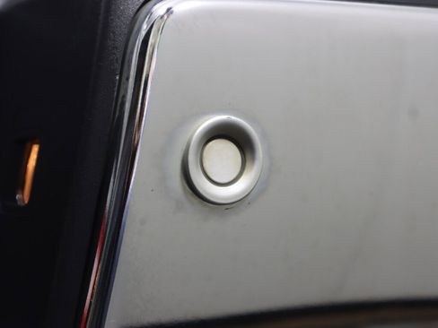 Used 2018 GMC Sierra 1500 SLT image 46