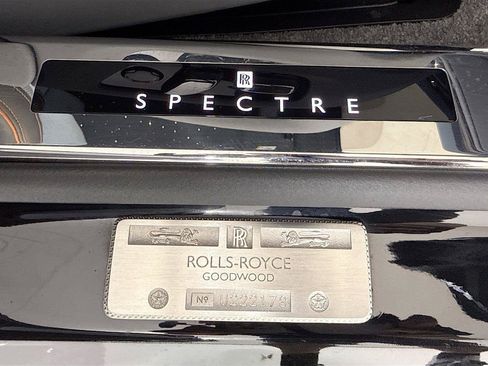 Used 2024 Rolls-Royce Spectre w/ Spectre Launch Package AWD/4WD image 32