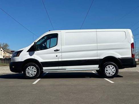 Used 2024 Ford Transit 250 Low Roof w/ Exterior Upgrade Package image 7
