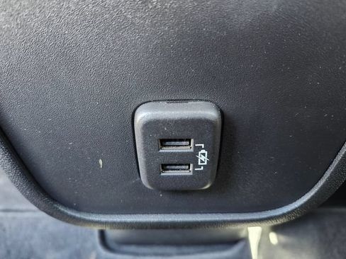 Used 2021 Chevrolet Equinox LS w/ LS Convenience Package FWD image 14