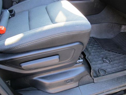 Used 2024 RAM 1500 Lone Star image 40