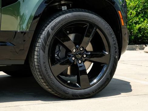 New 2026 Land Rover Defender 110 X-Dynamic SE AWD/4WD image 59