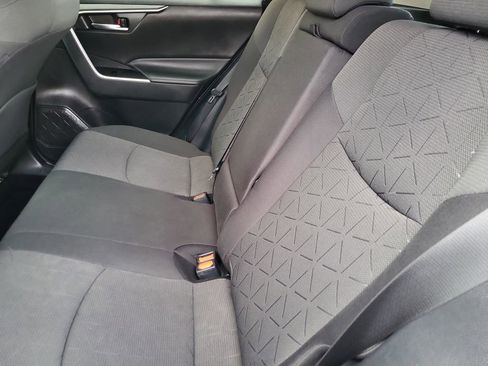 Used 2021 Toyota RAV4 XLE w/ Convenience Package AWD/4WD image 11