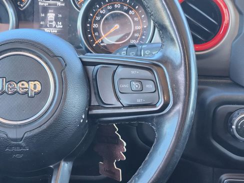 Used 2020 Jeep Wrangler Unlimited Sport S image 27