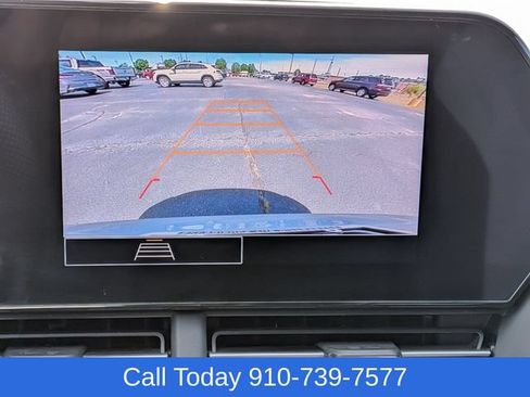 Used 2024 Chevrolet Trax RS FWD image 24