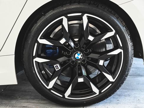 Used 2025 BMW M340i xDrive AWD/4WD image 7