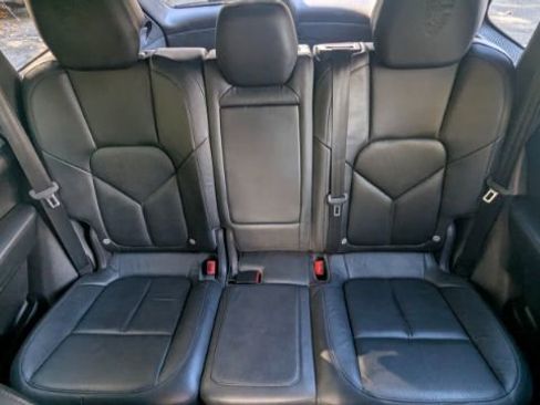 Used 2014 Porsche Cayenne Platinum Edition image 22