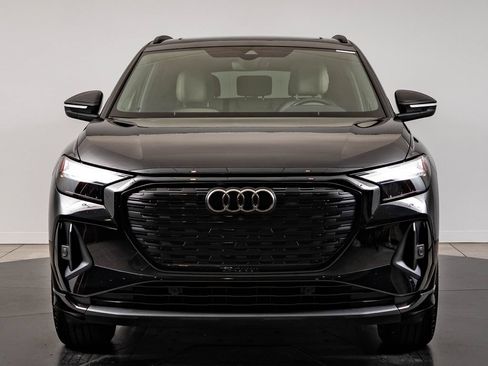 Used 2023 Audi Q4 e-tron Premium Plus w/ Premium Plus AWD/4WD image 2