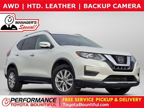 Used 2017 Nissan Rogue SV AWD/4WD image 1