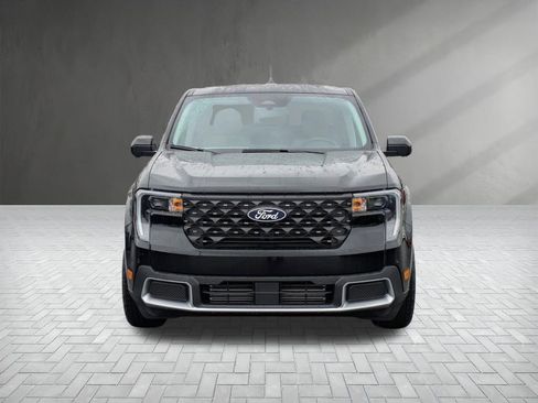 New 2025 Ford Maverick Lariat image 2