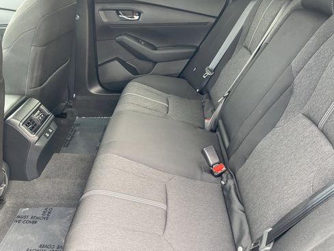 Used 2025 Honda Accord Sport image 13