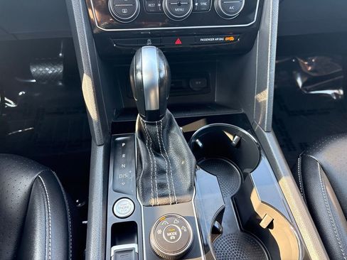 Used 2022 Volkswagen Atlas SE image 42