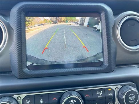 Used 2018 Jeep Wrangler Unlimited Rubicon image 14