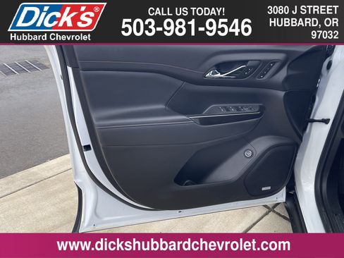 Used 2021 GMC Acadia AT4 w/ Technology Package AWD/4WD image 15
